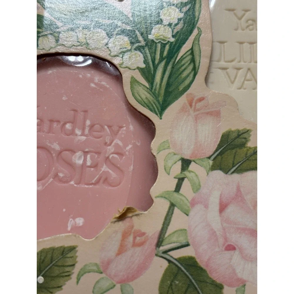 Vintage Yardley of London Guest Soaps Lilac Honeysuckle Roses Lily of the Valley